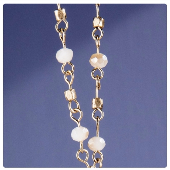 Ivory Bead Gold Tone Necklace - Picture 4 of 7